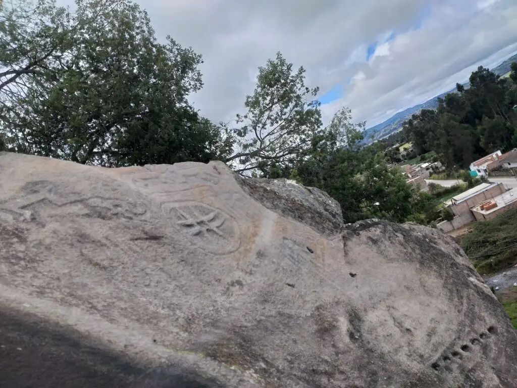Petroglifo Piedra de Machines – Cumbal, Nariño