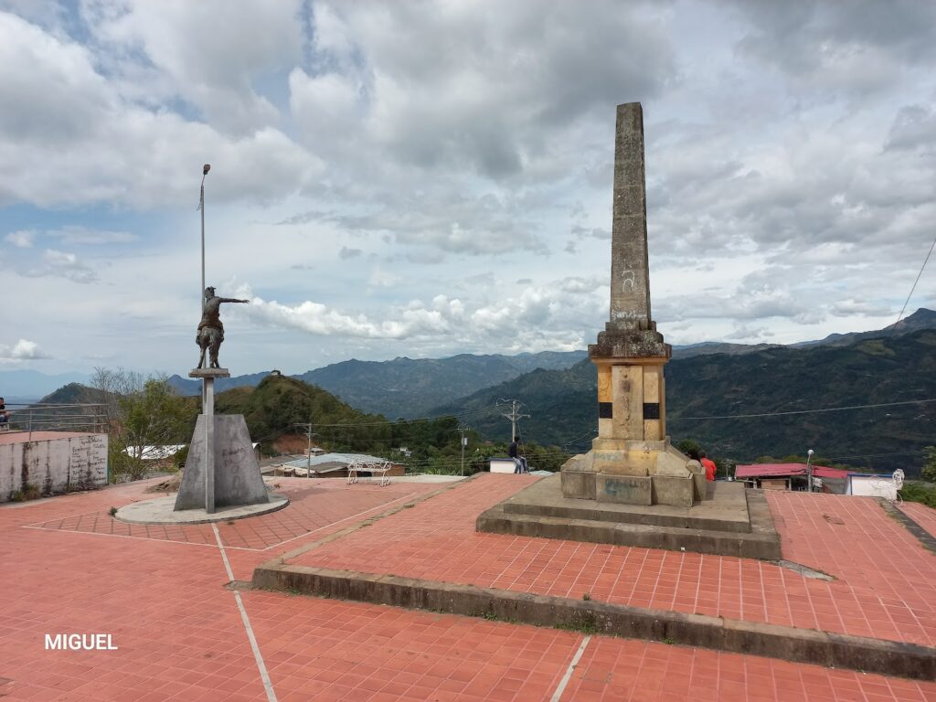 Monumento a Antonio José de Sucre – La Unión, Nariño